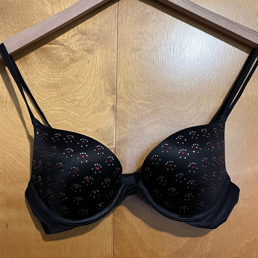 Victoria's Secret Very Sexy Rhinestone Limited Edition Bra Black/Fuchsia 34B